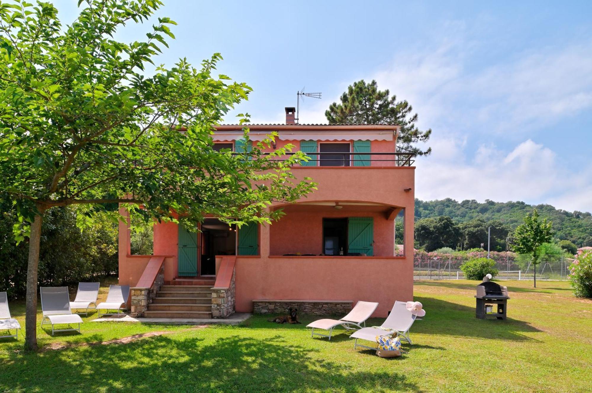 Pinea Mare Hotel Poggio Mezzana Buitenkant foto