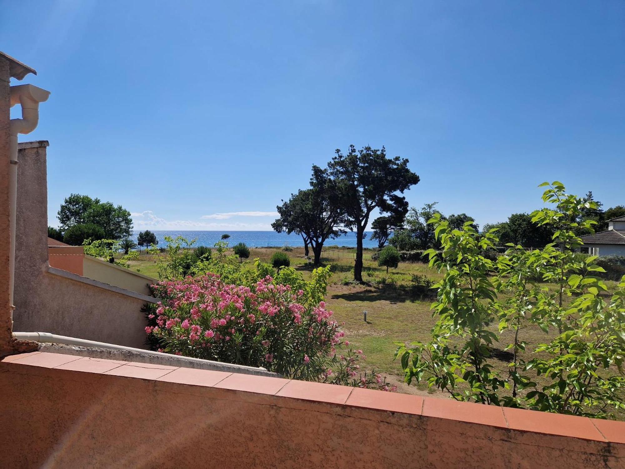 Pinea Mare Hotel Poggio Mezzana Buitenkant foto